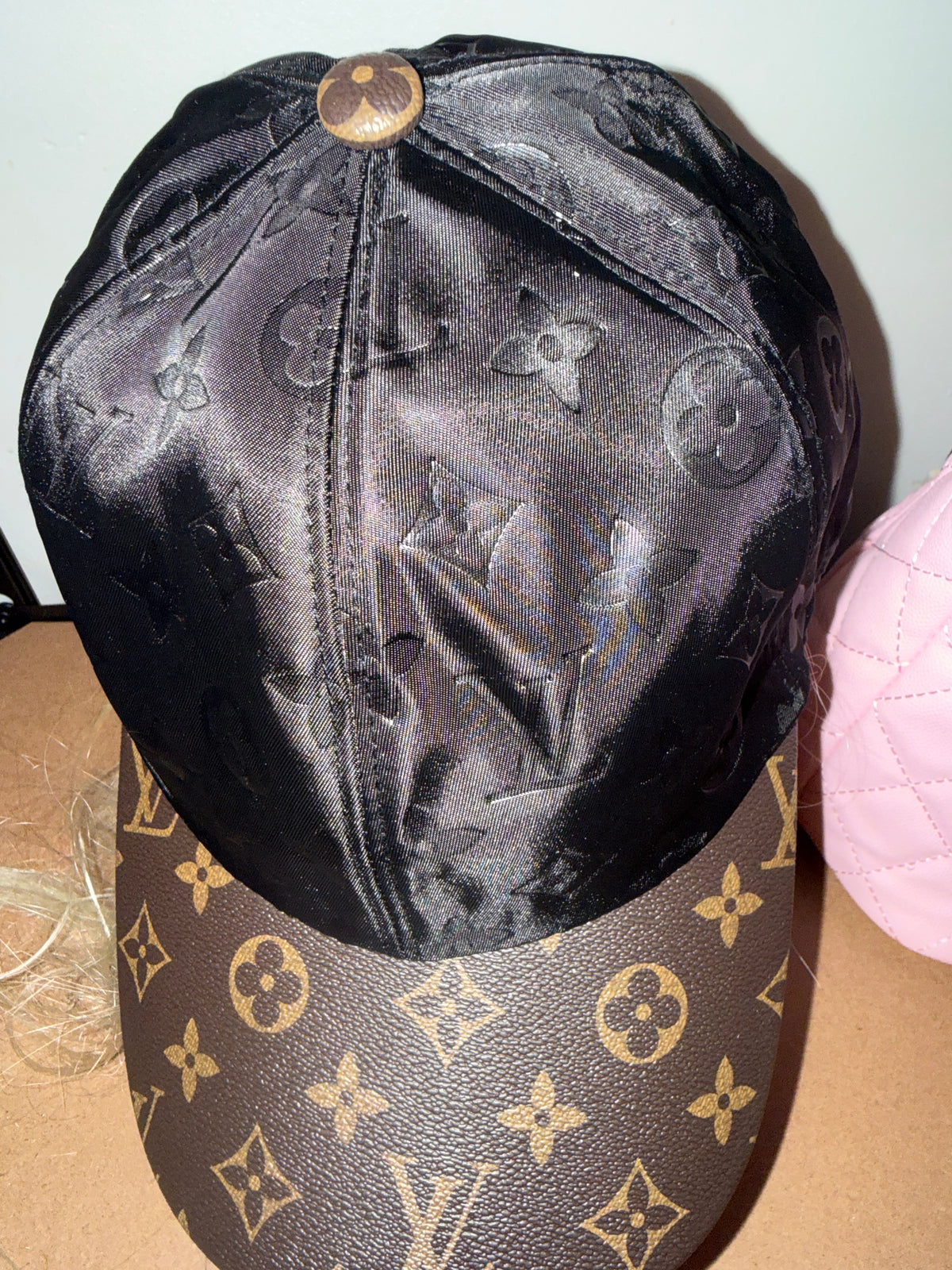 Black hats LV